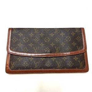 Louis Vuitton Pochette Dame Monogram Canvas Brown Clutch